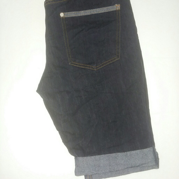 Kayden. K Tapered Cut Off Jeans - Picture 4 of 6